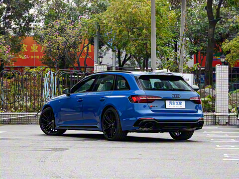 2024��  RS4 Avant ȼ���