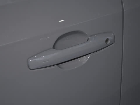 2026�� 2.0L ����������