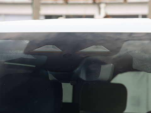 2026�� 4.4 V8 SV����� ����
