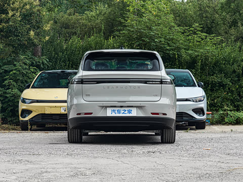 2027�� 660������