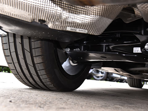 2026�� 425i ����M�˶���װ