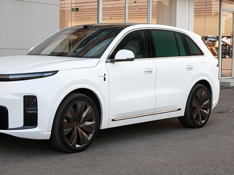 2026�� Livis