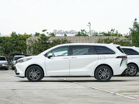 2026�� 2.5L ˫������������