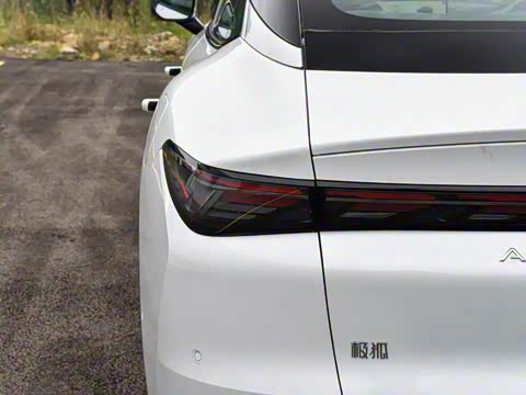 2025�� �Ŀ� 560MAX 185kW