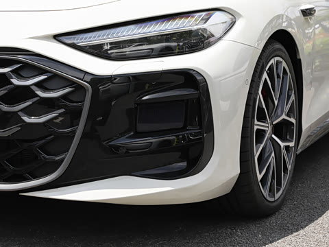 2026�� TFSI quattro 200kW �콢������