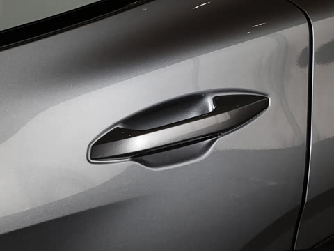 2025�� 2.0T ��������������