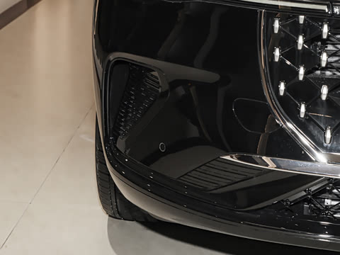 2025�� 2.0T ������ҫ��