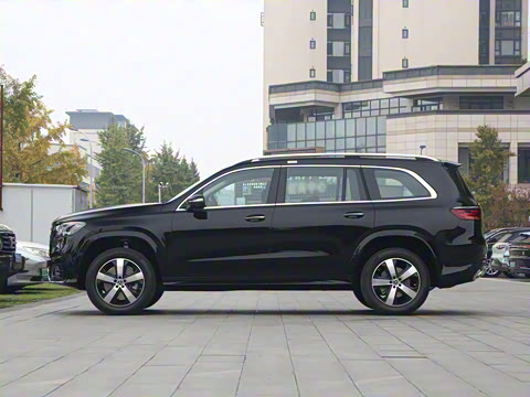 2026�� GLS 450 4MATIC ������