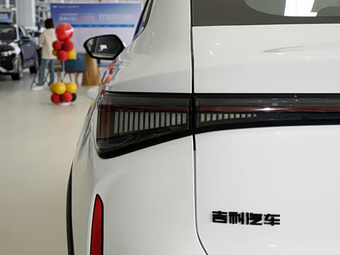 2026�� 1.5L 220km ����+