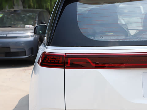 2026�� 2.0T �콢��