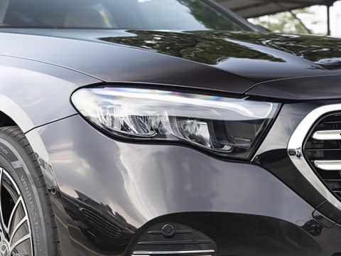 2025�� �Ŀ� E 260 L