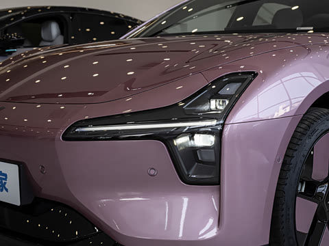 2026�� 640 �������� Plus