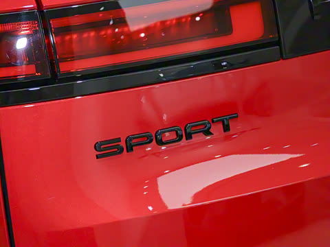 2025�� 400PS Dynamic HSE