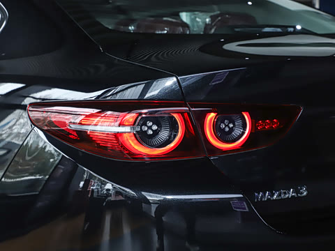 2025�� 2.0L �Զ���ҫ��