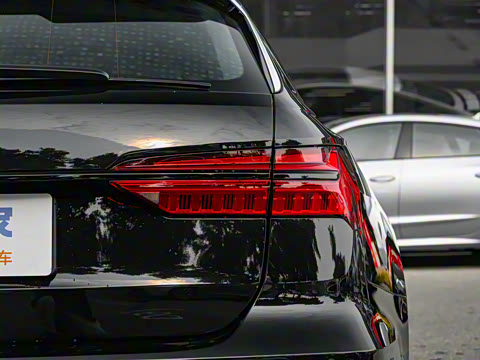 2025��  RS 6 4.0T Avant performance