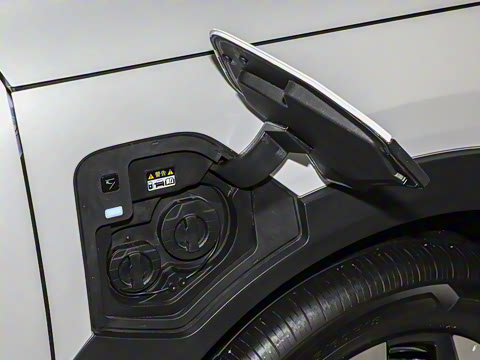 2025�� 720 Light