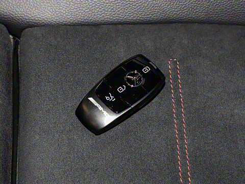 2025�� AMG GLA 35 4MATIC