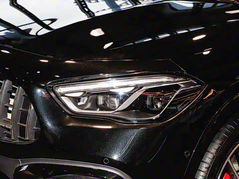 2025�� AMG GLA 35 4MATIC