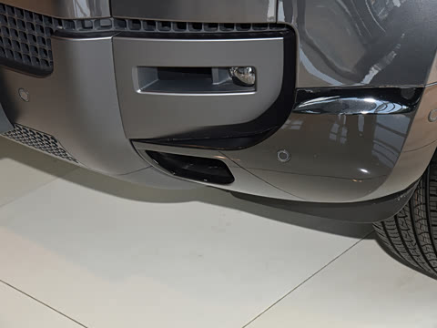 2026�� 110 3.0T P400 X-Dynamic HSE