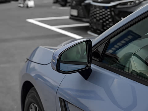 2026�� 300h