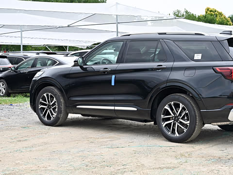 2027�� 2.3T EcoBoost ��������plus�� 7��