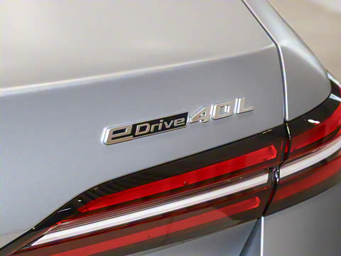 2026�� eDrive 40L M�˶���װ