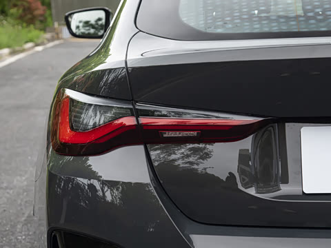 2026�� 425i Gran Coupe M�˶���װ