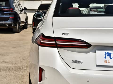 2026�� �Ŀ� eDrive 35L M�˶���װ