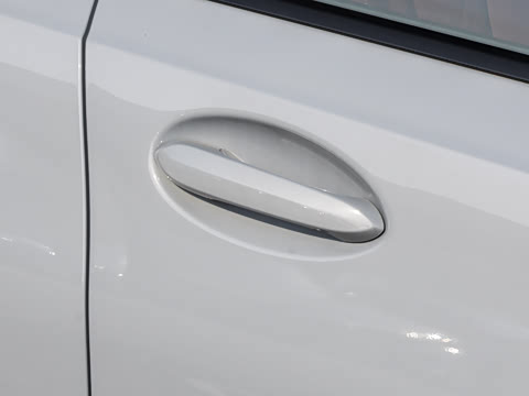 2026�� 330i M�˶���ҹ��װ