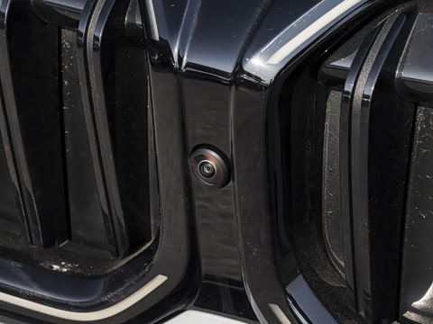 2026�� 330i M�˶���ҹ��װ