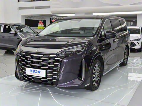 2026 DM-i 1.5T 218KM Խ