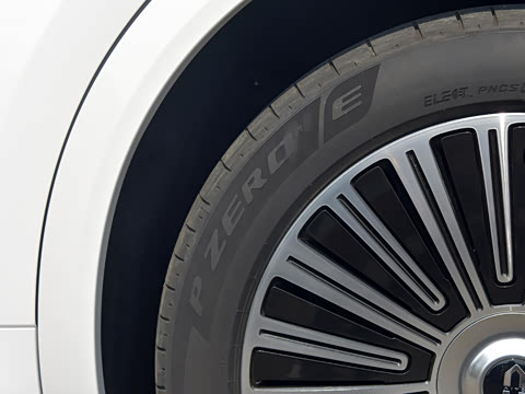 2025�� ���� Max+ ������������ 