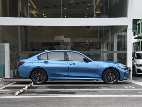 2026�� 330Li ������ M�˶���ҹ��װ