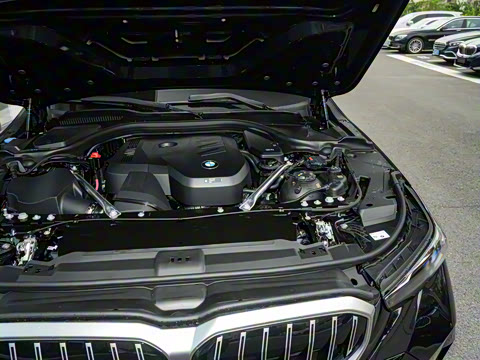 2026�� 530Li ������ M�˶���װ