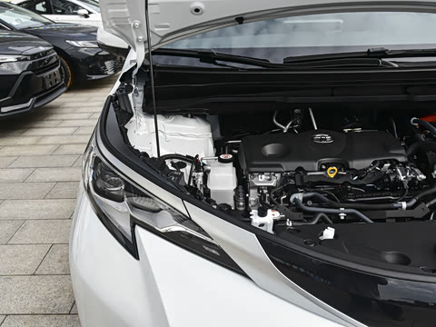 2027�� 2.5L ˫������������
