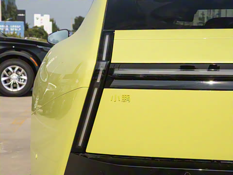 2025�� 750 ���������� Ultra