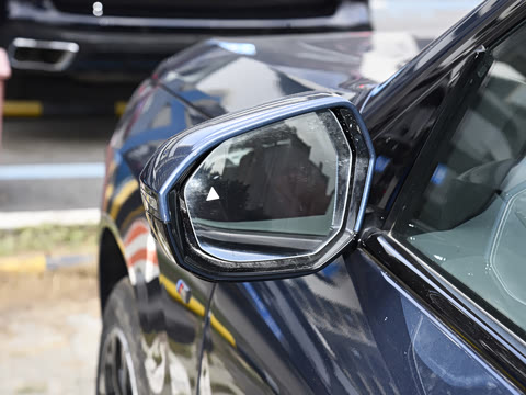 2025�� xDrive30L ������ M�˶���ҹ��װ