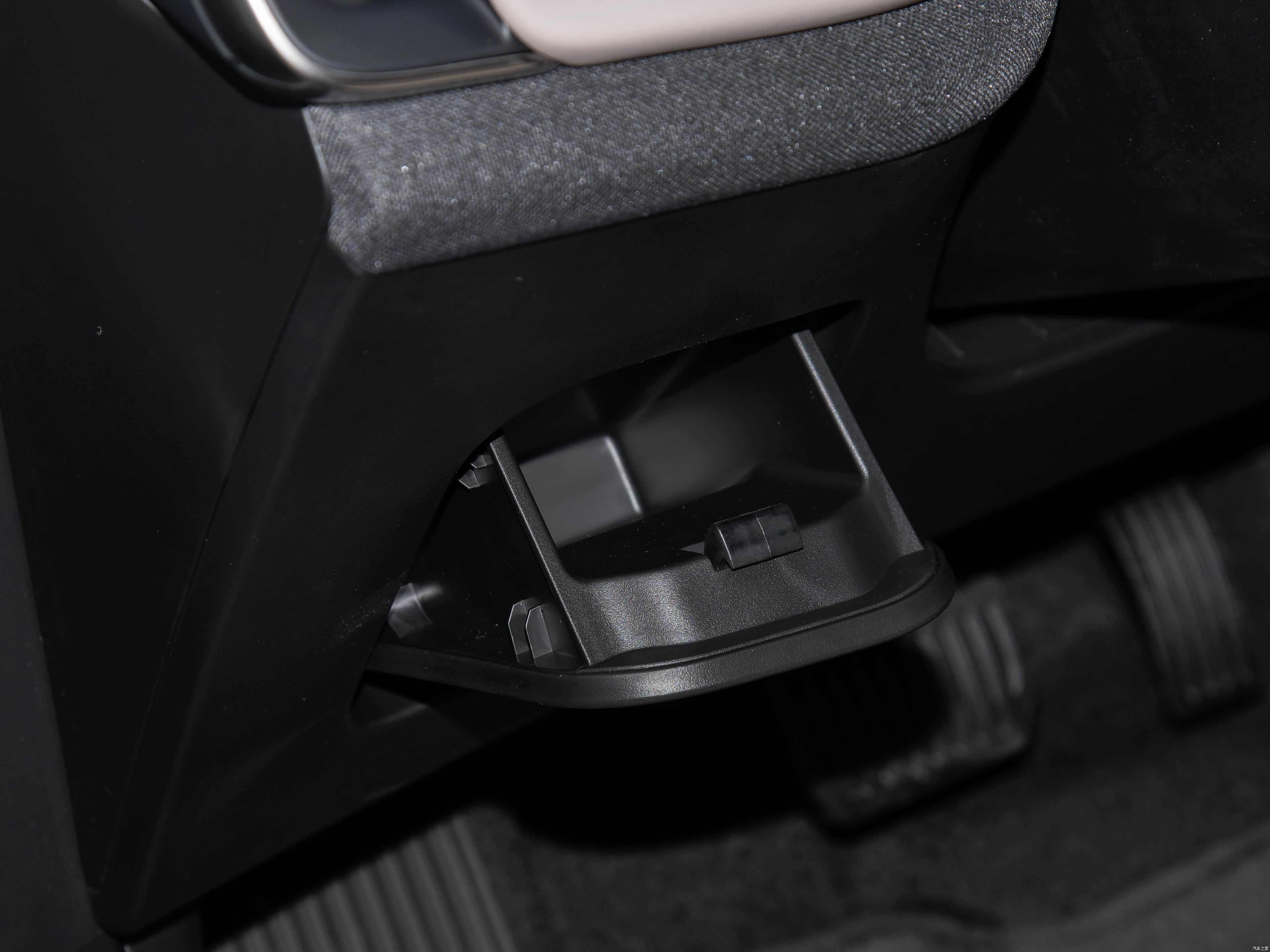 Volvo XC70, миниатюра 17