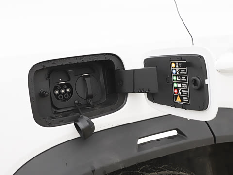 2026�� 211km XWD ��ΪǬ���Ǽ�