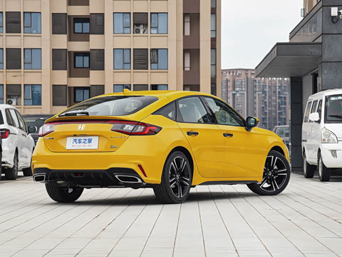 2025�� HATCHBACK 240TURBO �ֶ��ھ���