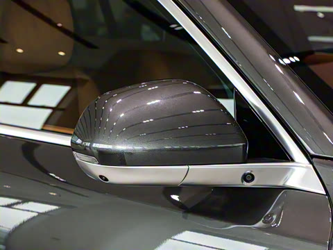 2025�� Ultra ���ܻ��°�