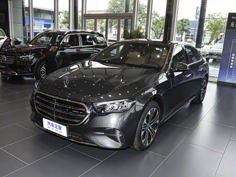 2025�� �Ŀ� E 300 L ������