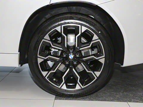 2025�� xDrive30L ������ M�˶���ҹ��װ