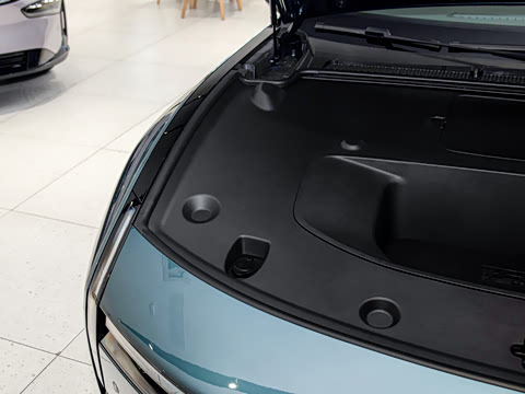 2025�� 702 ������ Ultra