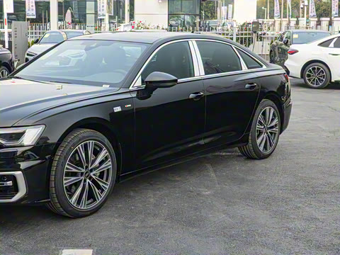 2026 45 TFSI quattro ѡ+