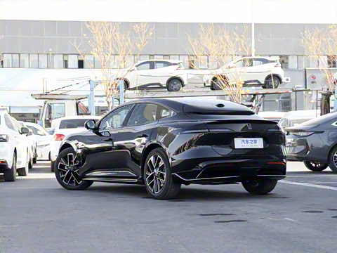 2025�� Elite���̰�