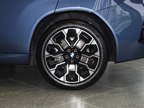2026�� xDrive30L ������ M�˶���ҹ��װ