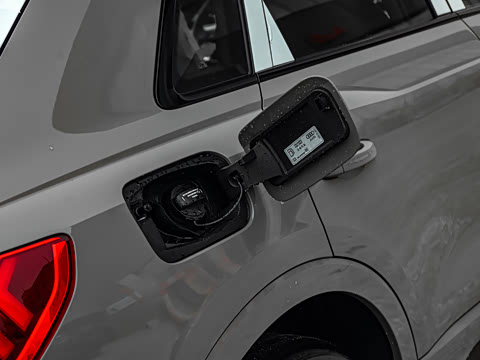 2026�� quattro 45�����ذ� 45TFSI quattro ʱ�ж�����
