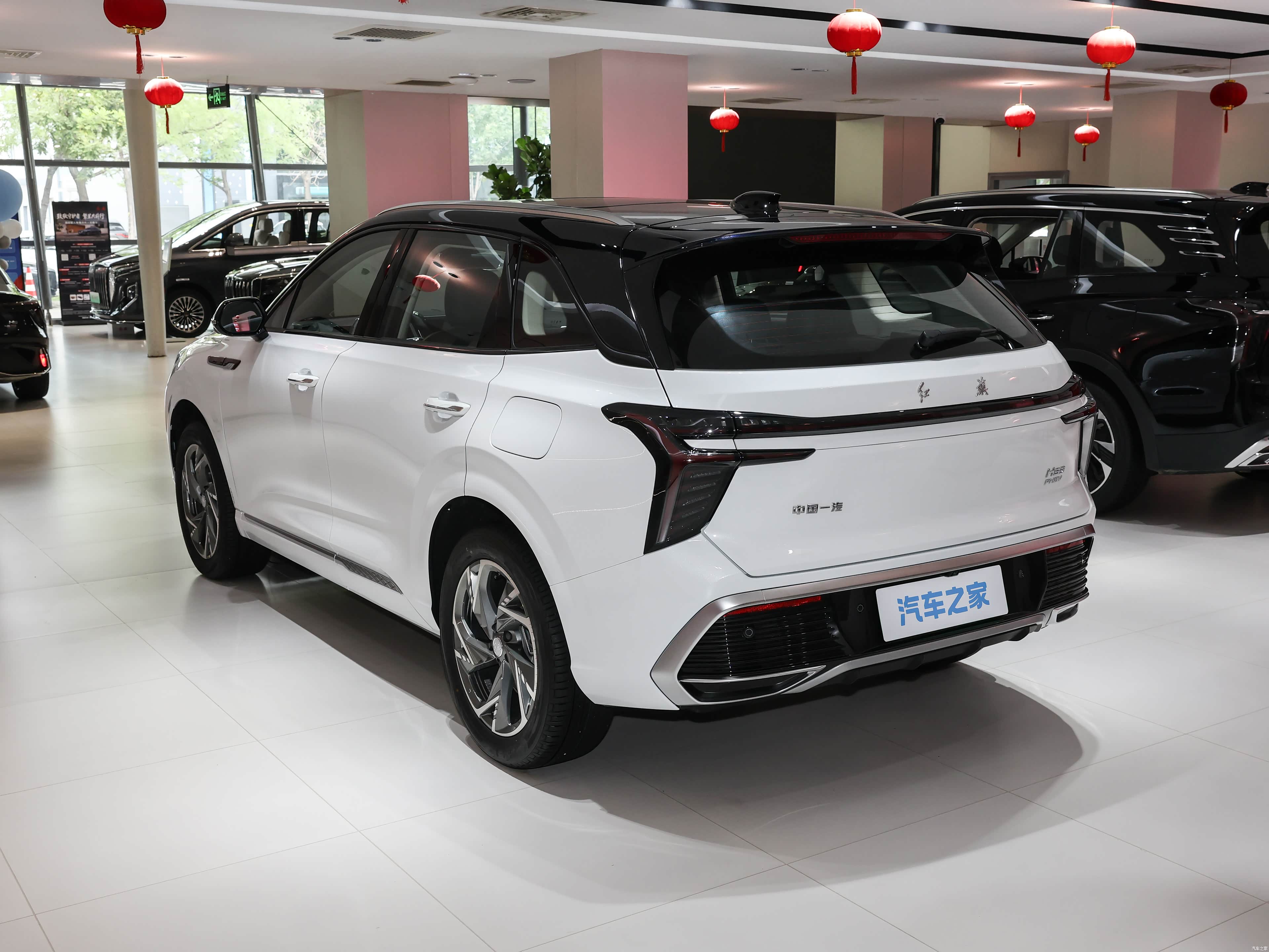 Hongqi HS3 PHEV, миниатюра 4