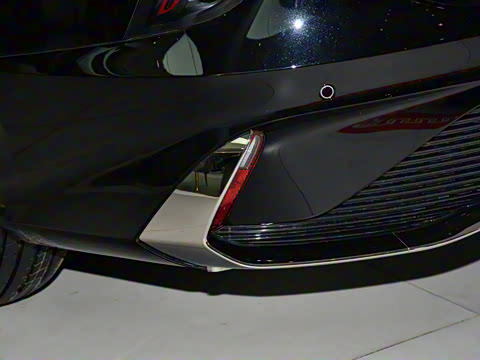 2025�� 2.0T ������